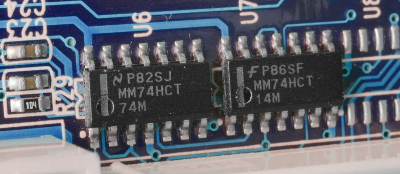 Lógica discreta (cableada) de la serie 74 frente en contraposición a lógica programable